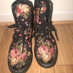 Dr Martens floral boots
